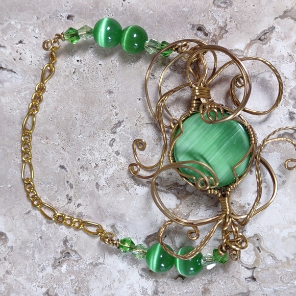 Gold Wire Wrapped Stone Bracelet - Picture 4 of 5